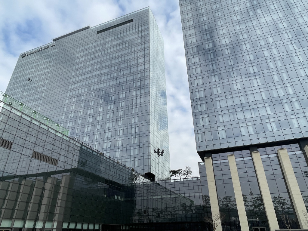 빌딩유리창청소