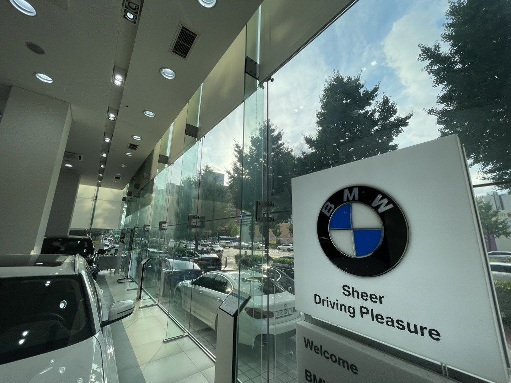 전시장유리창청소